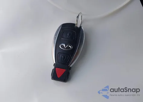 2018 Infiniti Qx30 Premium z USA, uszkodzony, nr VIN SJKCH5CR2JA057564